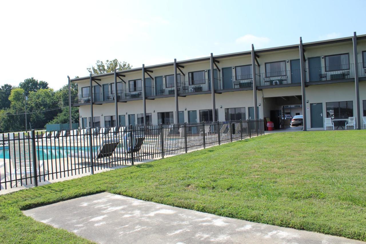 Quality Inn - On The Lake Clarksville-Boydton Exterior foto